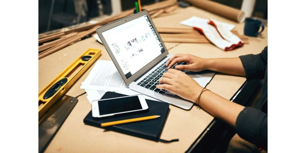 Học Cách Làm Giàu Từ 2 Bàn Tay Trắng Bền Vững, Ít Rủi Ro